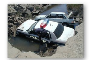 manteca police car