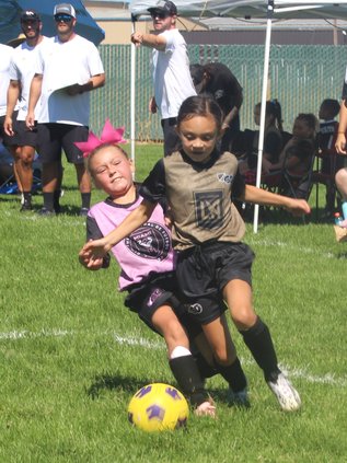 2SOCCER 8-6