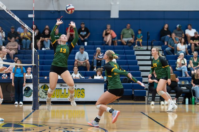 Hillmar volleyball 1