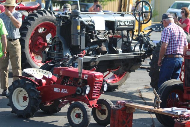 Denair farm and family