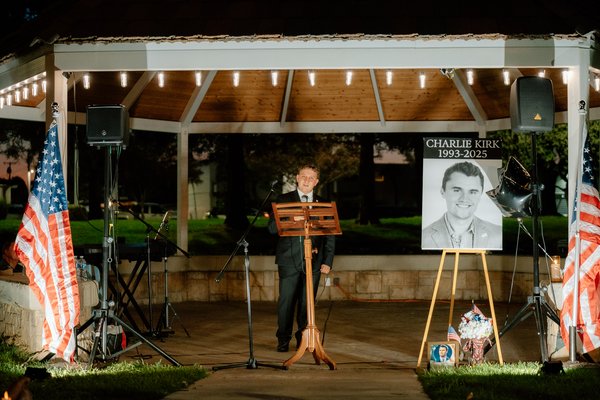 Charlie Kirk vigil 1