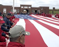 flag fold 924