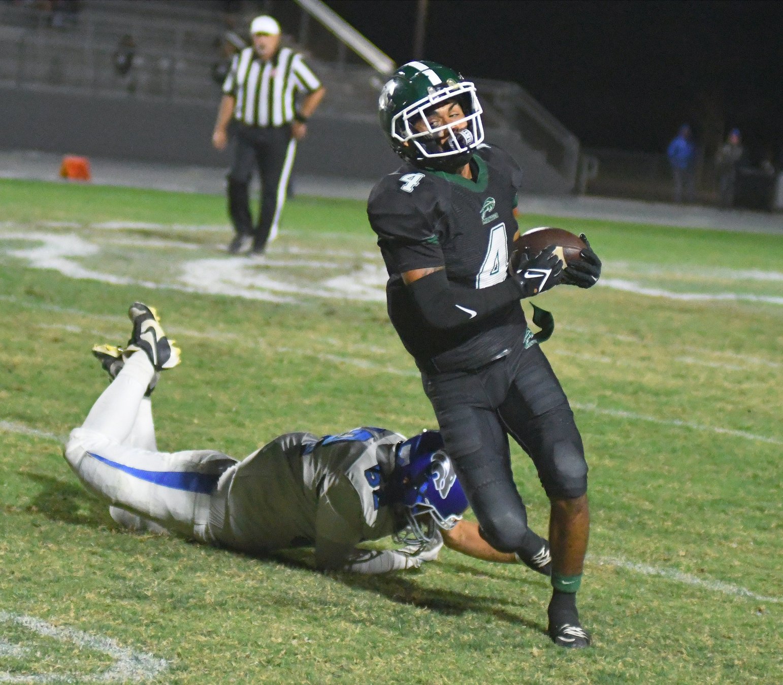 Martinez Scores 5 TDs In Manteca s Pasting Of Sierra Manteca Bulletin martinez-scores-5-tds-in-manteca-s-pasting-of-sierra-manteca-bulletin