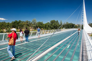 sundial bridge