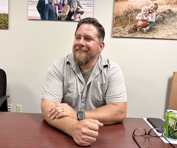 Alanis in his office Oct 20 2025