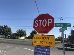 Lourenco traffic light