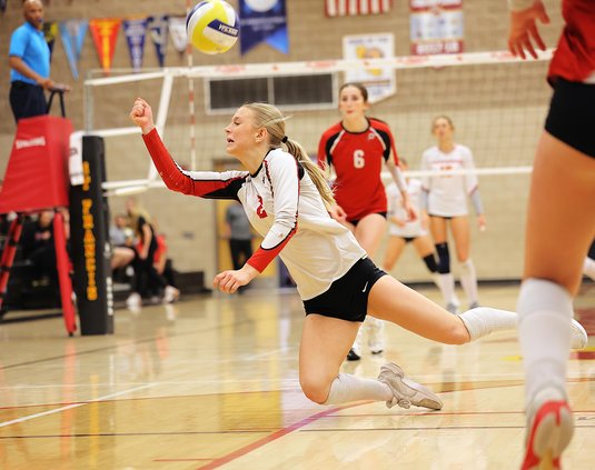 Ripon-St. Francis girls volleyball