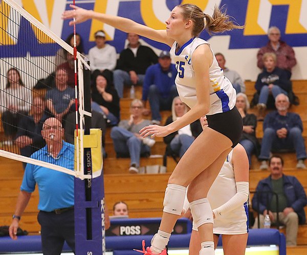 Harbor-Ripon Christian girls volleyball