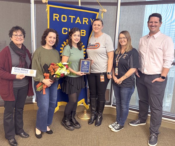 Rotary Student of the Month Isabella Hernandez