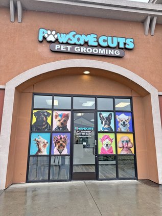 Pawsome Cuts opened