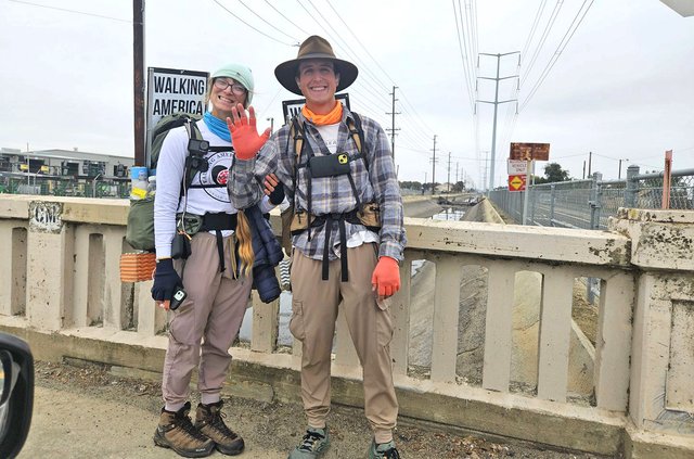 Couple on bridge in Ceres