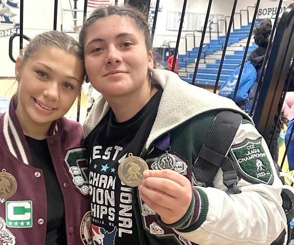 Giana Breshears and Alicia Espinoza