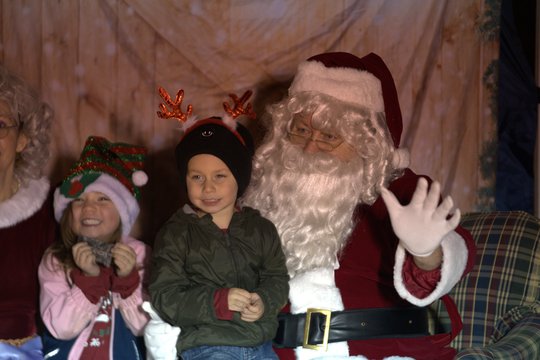 Through the Lens: Holiday magic lights up Newman plaza