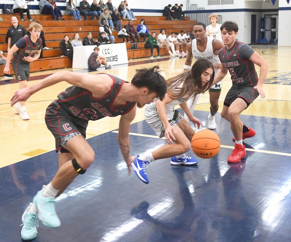 Gallo Invitational boys basketball