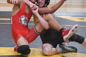 Ceres-Lathrop wrestling