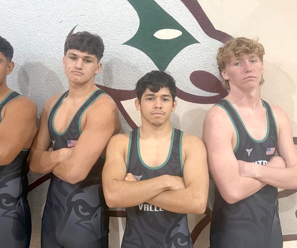 Sal Almazan, Sunny Breshears, Rotceh Mendez and Caleb Beckhart