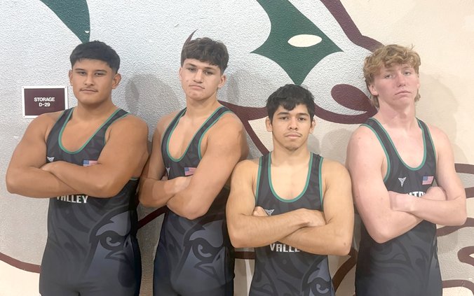 Sal Almazan, Sunny Breshears, Rotceh Mendez and Caleb Beckhart