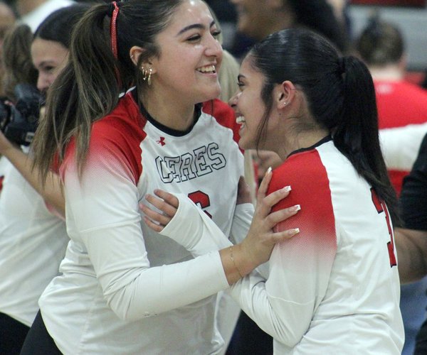 Bella Bravo and Priya Martinez