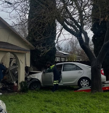 Suspected DUI driver collides with Lathrop home