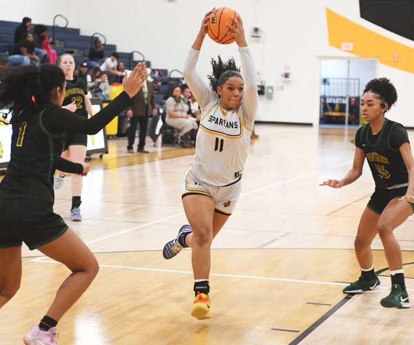 Grace Davis-Lathrop girls basketball