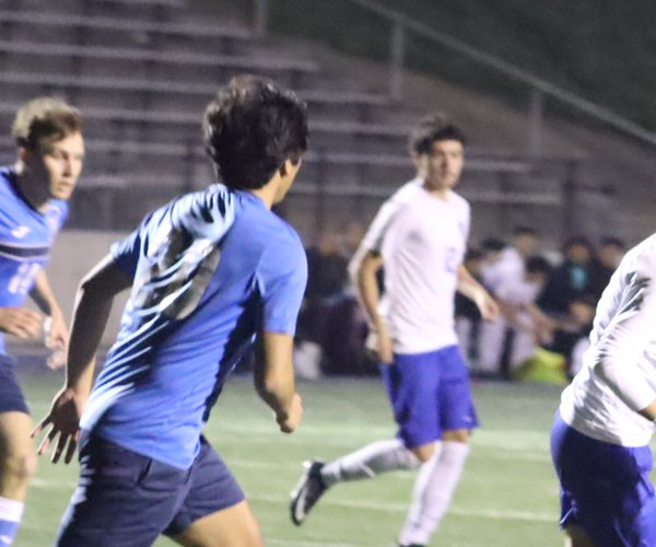 ths boys soccer pic 1 2-25