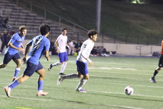 ths boys soccer pic 1 2-25