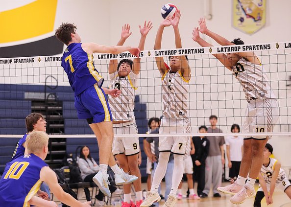 Ripon Christian-Lathrop boys volleyball