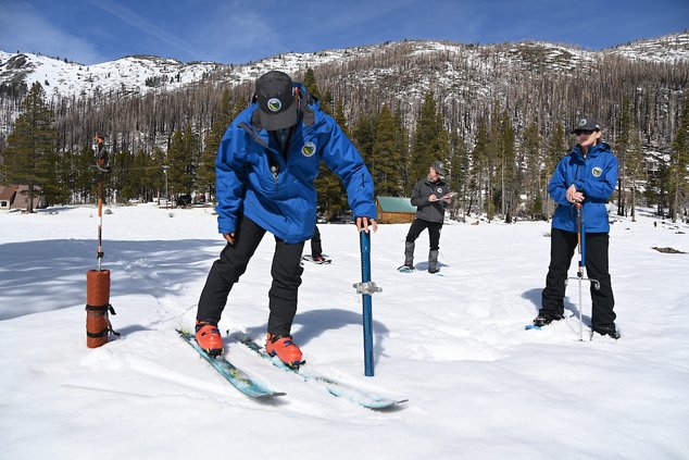 dwr snowpack feb.