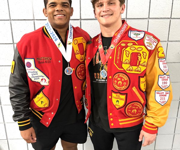 OAK wrestlers 3-4