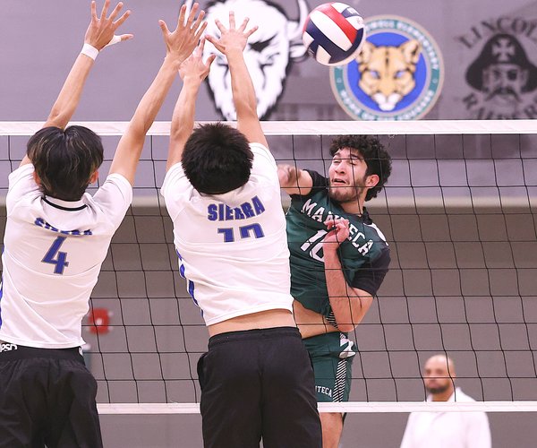 Sierra-Manteca boys volleyball