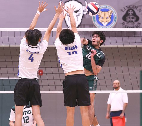 Sierra-Manteca boys volleyball