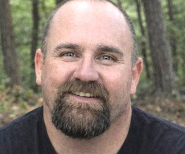 Luafton Hanson obit mb