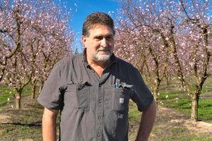 Richard Lial Escalon farmer