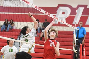 Hilmar-Ripon boys volleyball