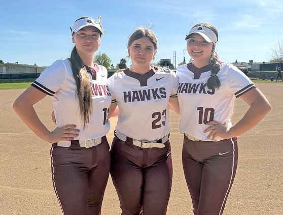 Gbriela Delatorre, Brooklyn Steeley and Reylena Herrera