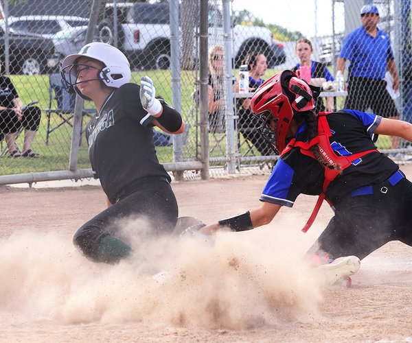 Manteca-Sierra softball
