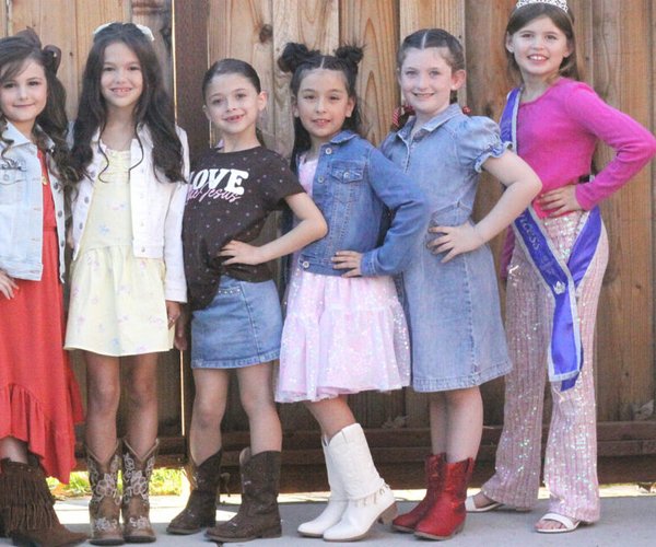 los banos tiny queens