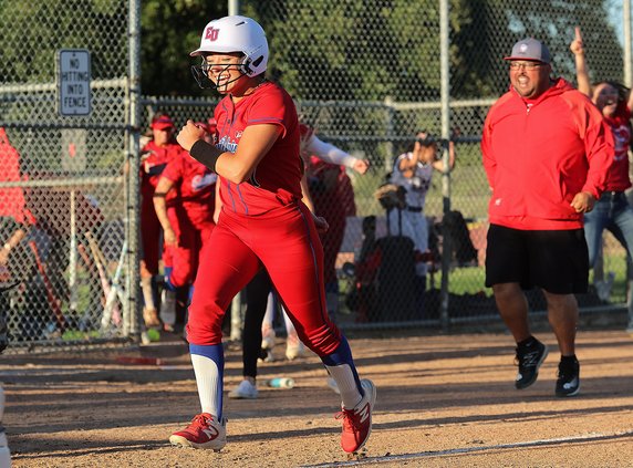 Manteca-East Union softball