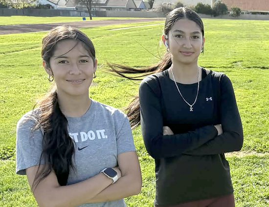 Ayleen Apreza and Kassandra Torres