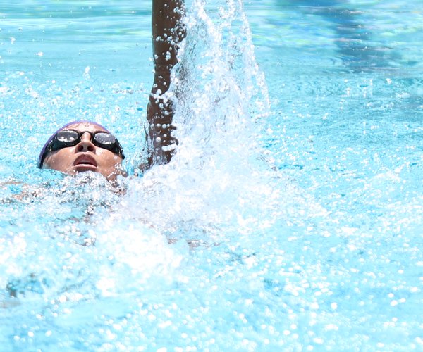 ohs swim 4-29 flores