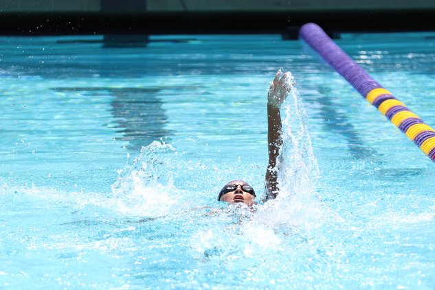 ohs swim 4-29 flores