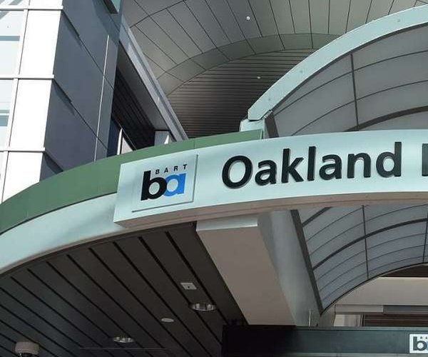 oakland airport BART