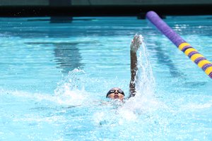 ohs swim 4-29 flores