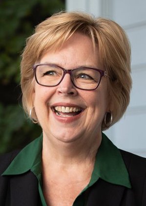 Laurie Smith dies