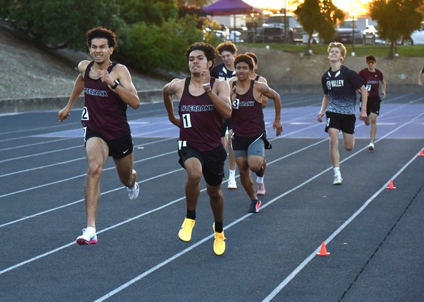 800 boys