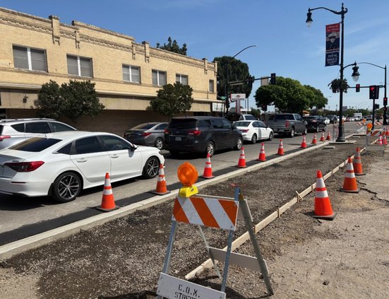 right turn north main