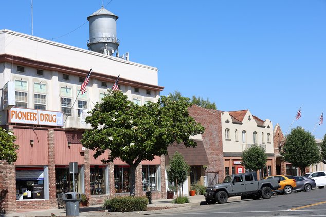 downtown gustine