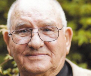 ARLIE KIRKENDOLL obit