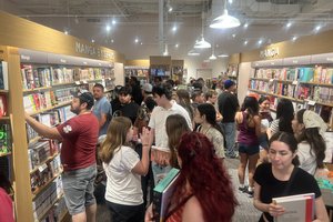 Barnes & Noble 1