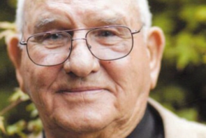 ARLIE KIRKENDOLL obit